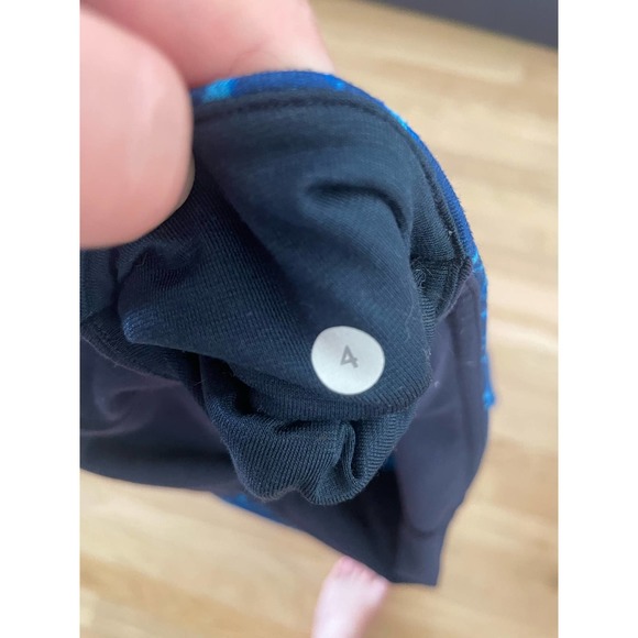 Lululemon Wunder Under Pant III - size 4 - Picture 8 of 13